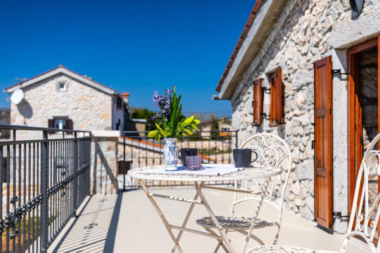 Villa Korina Pinezići Eksteriør bilde