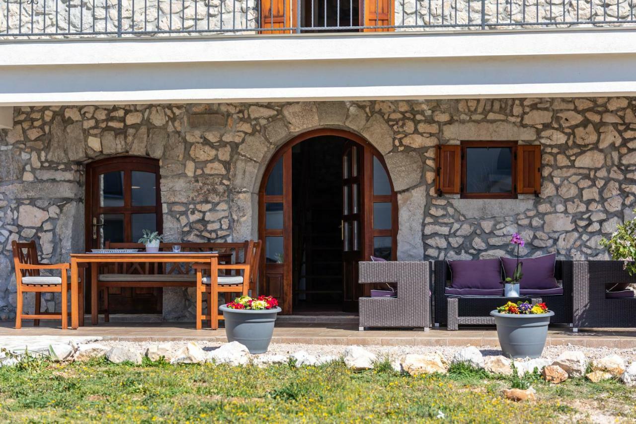 Villa Korina Pinezići Eksteriør bilde