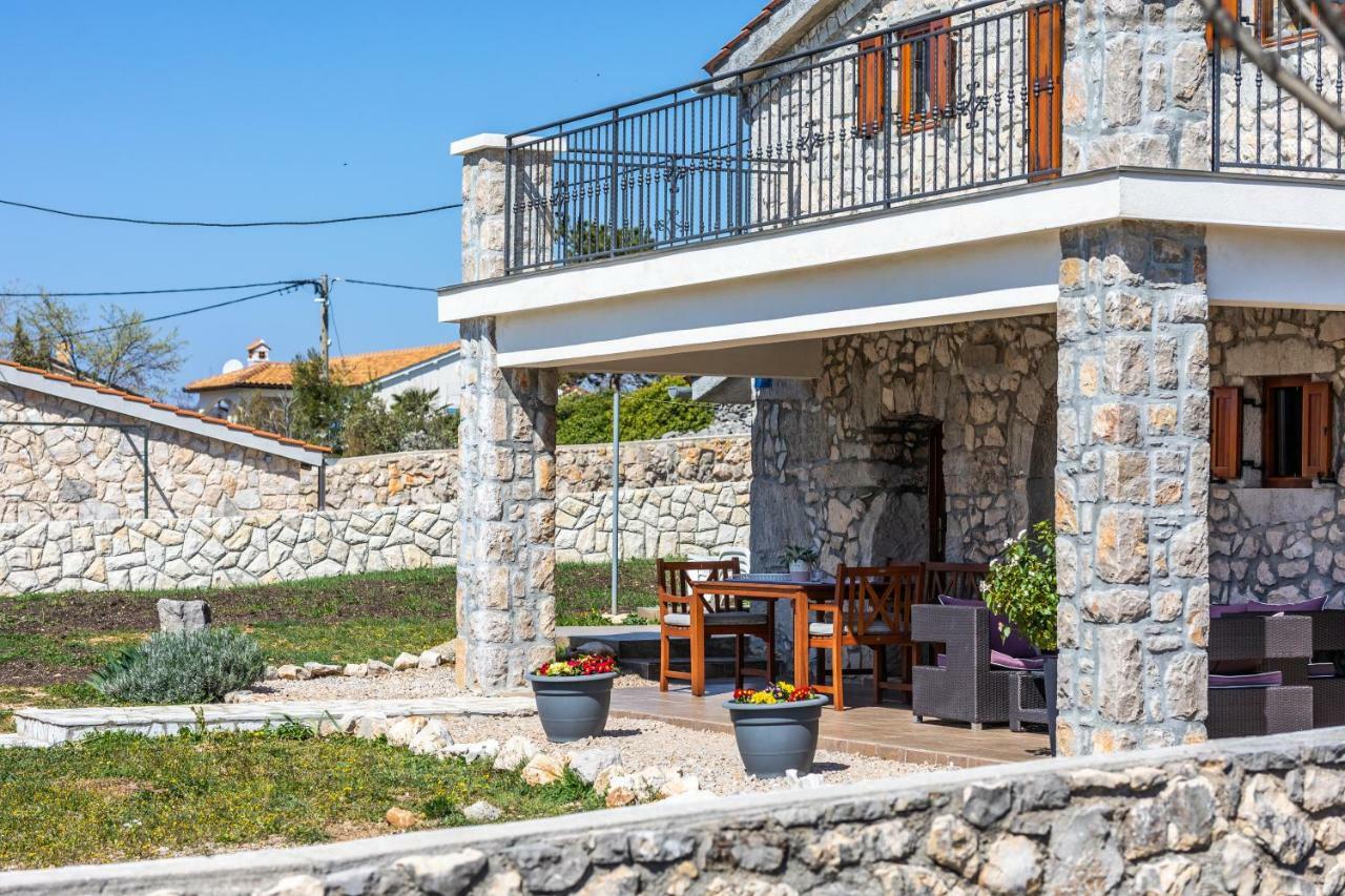 Villa Korina Pinezići Eksteriør bilde